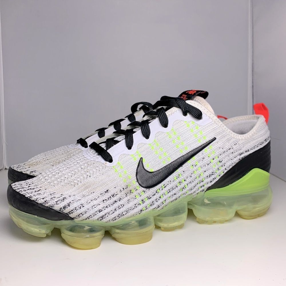 Nike Air Vapormax Flyknit 3 Sz 5.5Y
